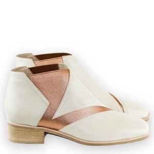 Intentionally Blank Strike Bootie bone & rose gold